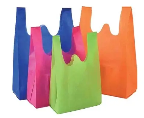 Авто-машина сделала нетканый мешок