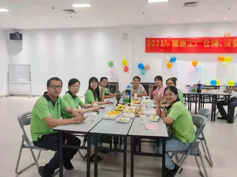 1 paper packaging team