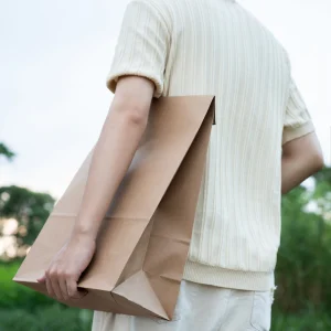 Embalagem impressa personalizada amiga do ambiente Saco de correio com fundo quadrado Saco de papel para envio de correspondência